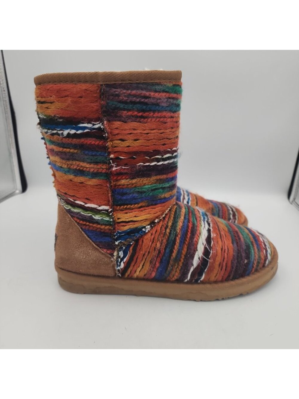LAMO Sheepskin Lined Boots Multicolored Wool/Tan Suede Women's Size 8